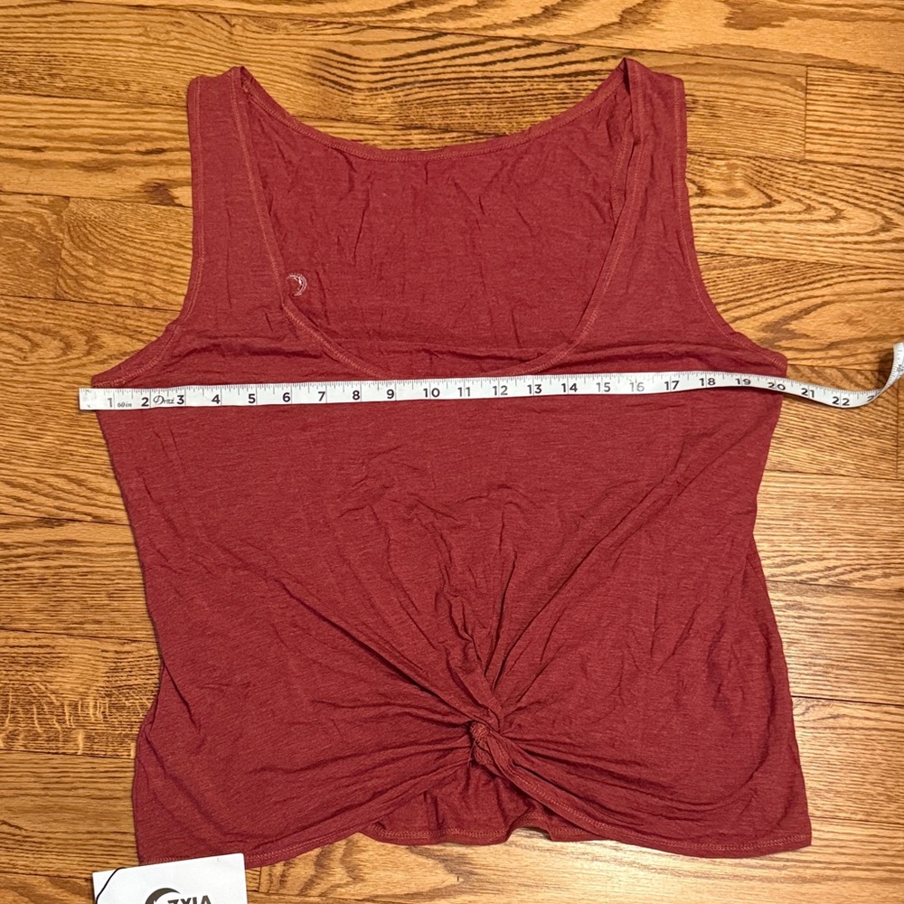 ZYIA Women's Burgundy Twist Tank Top - Picture 5 of 8